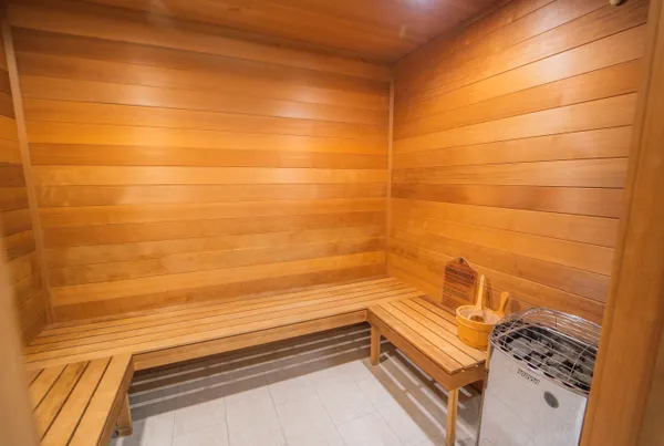 $1,150,000 | 517 Avellino Isles Circle, Unit 35101, Naples, FL 34119