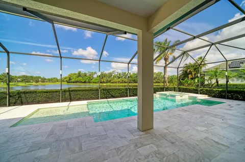 $949,000 | 826 Honeyflower Loop, Bradenton, FL 34212