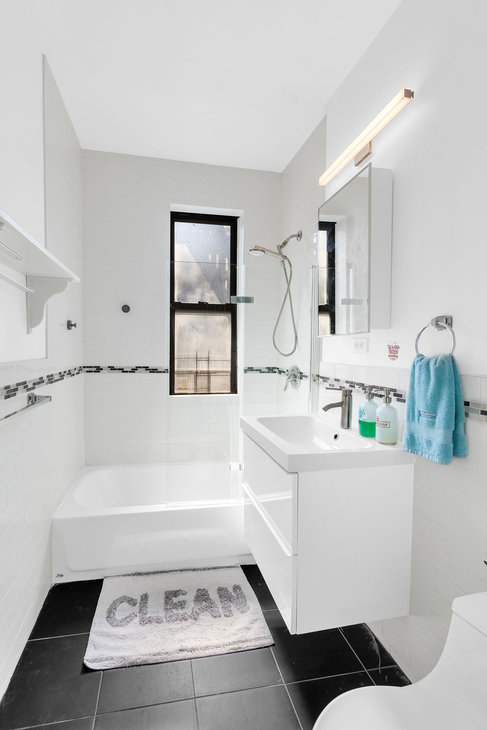 385 Argyle Road, Unit 4E Brooklyn, NY 11218 - Photo 6 of 14
