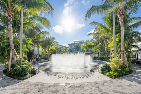 $2,100,000 | 550 Okeechobee Boulevard, Unit LPH23, West Palm Beach, FL 33401