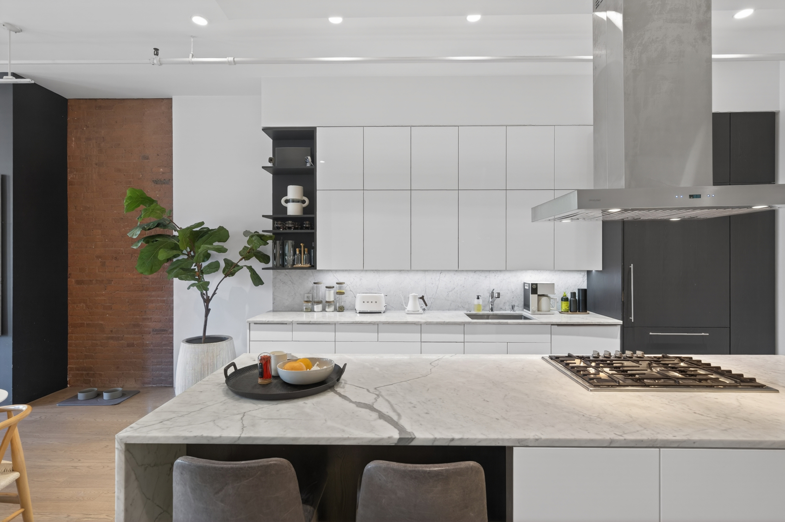 155 Hudson Street, Unit 2S Manhattan, NY 10013 - Photo 1 of 17