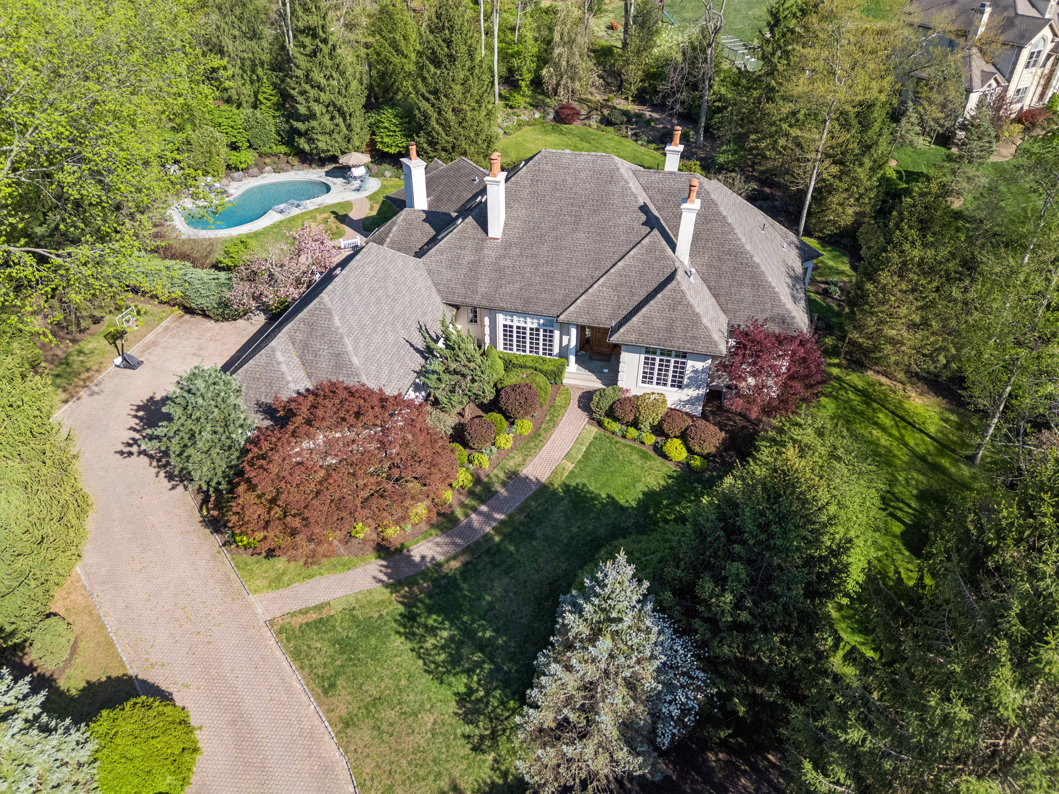 110 Chelsea Watchung, NJ 07069 - Photo 4 of 77