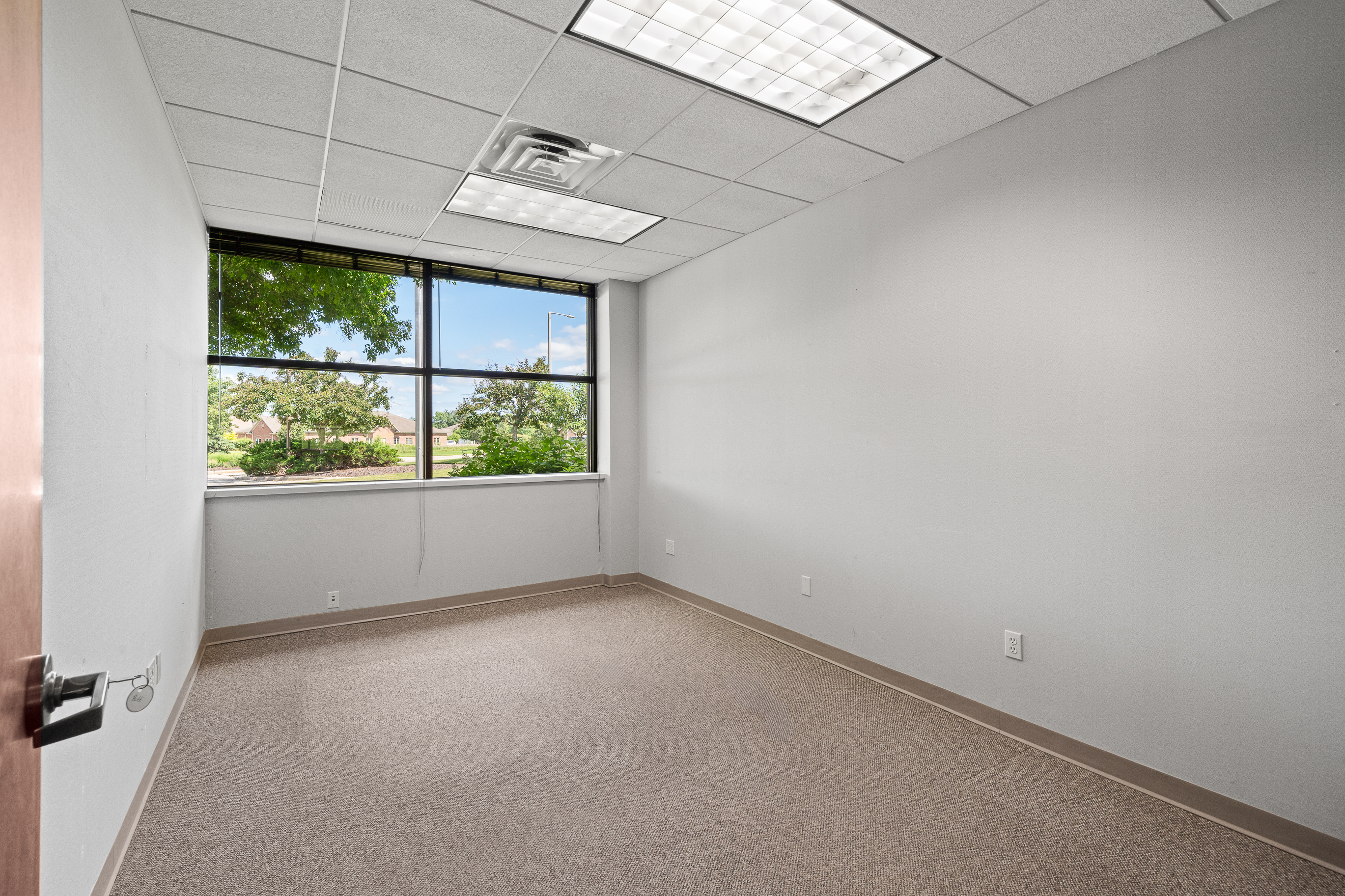751 Geneva Parkway North, Unit SUITES 1 Lake Geneva, WI 53147 - Photo 21 of 40 Gallery Image 21