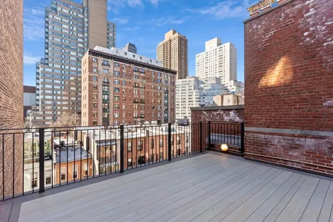 $1,850,000 | 128 West 70th Street, Unit 10 | Upper West Side