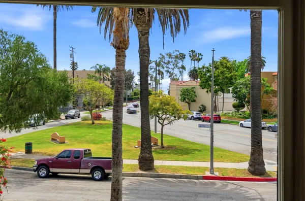 $2,885,000 | 3409 2nd Street, Long Beach, CA 90803