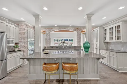$3,200,000 | 510 Granny White Pike, Brentwood, TN 37027
