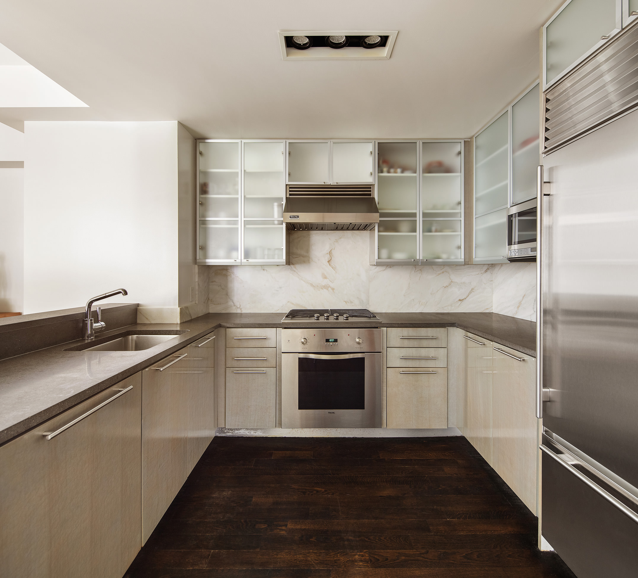 200 Chambers Street, Unit 5H Manhattan, NY 10007 - Photo 4 of 19 Gallery Image 4