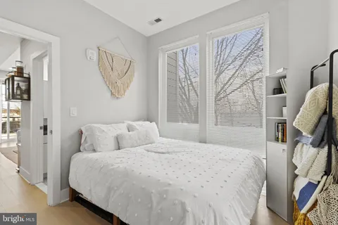 $320,000 | 4016 Georgia Avenue Northwest, Unit 4, Washington, DC 20011