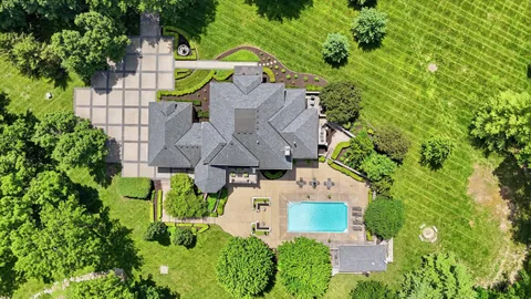 $3,250,000 | Ess Road, Kansas City, MO 64136
