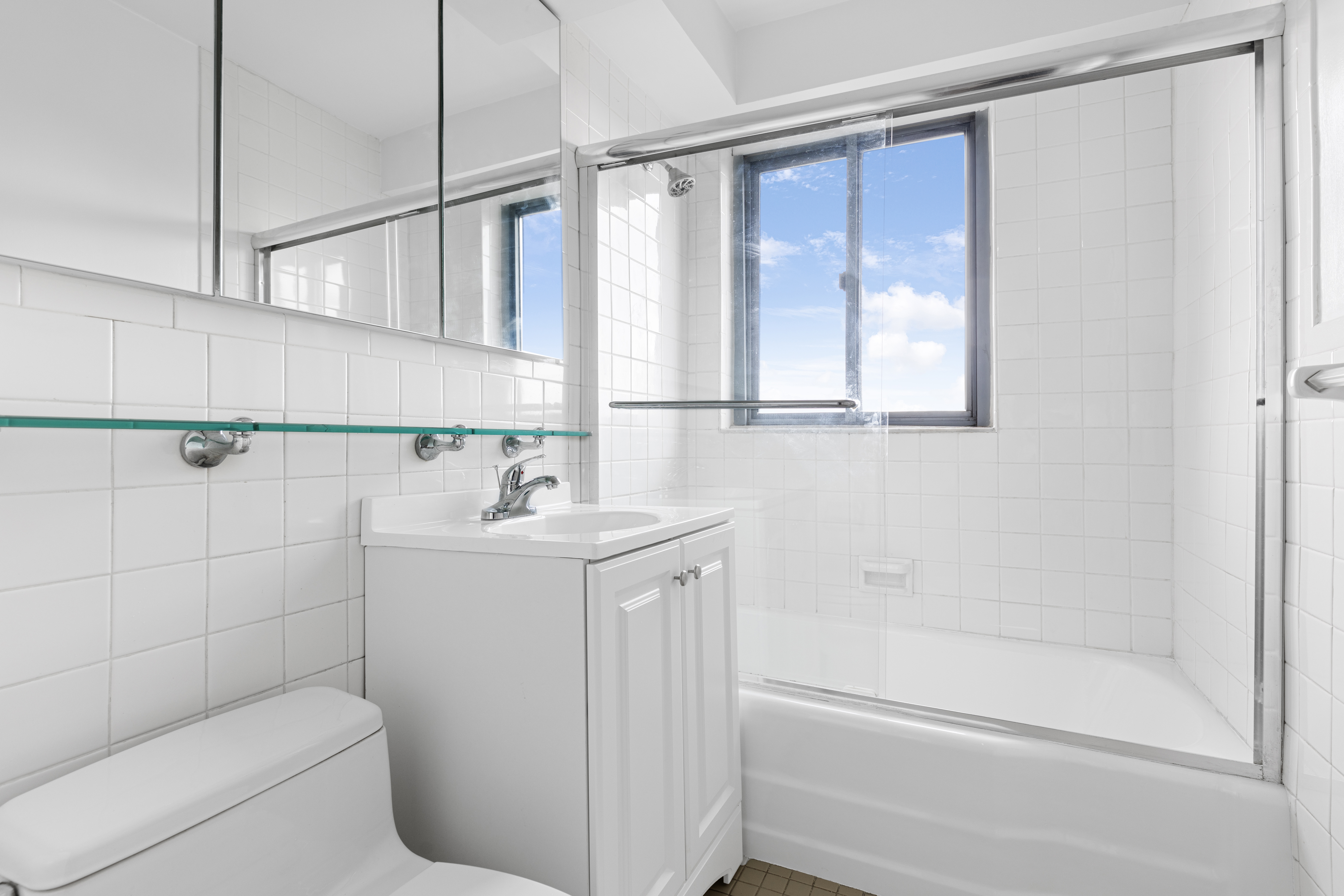 175 West 12th Street, Unit 19F Manhattan, NY 10011 - Photo 10 of 17