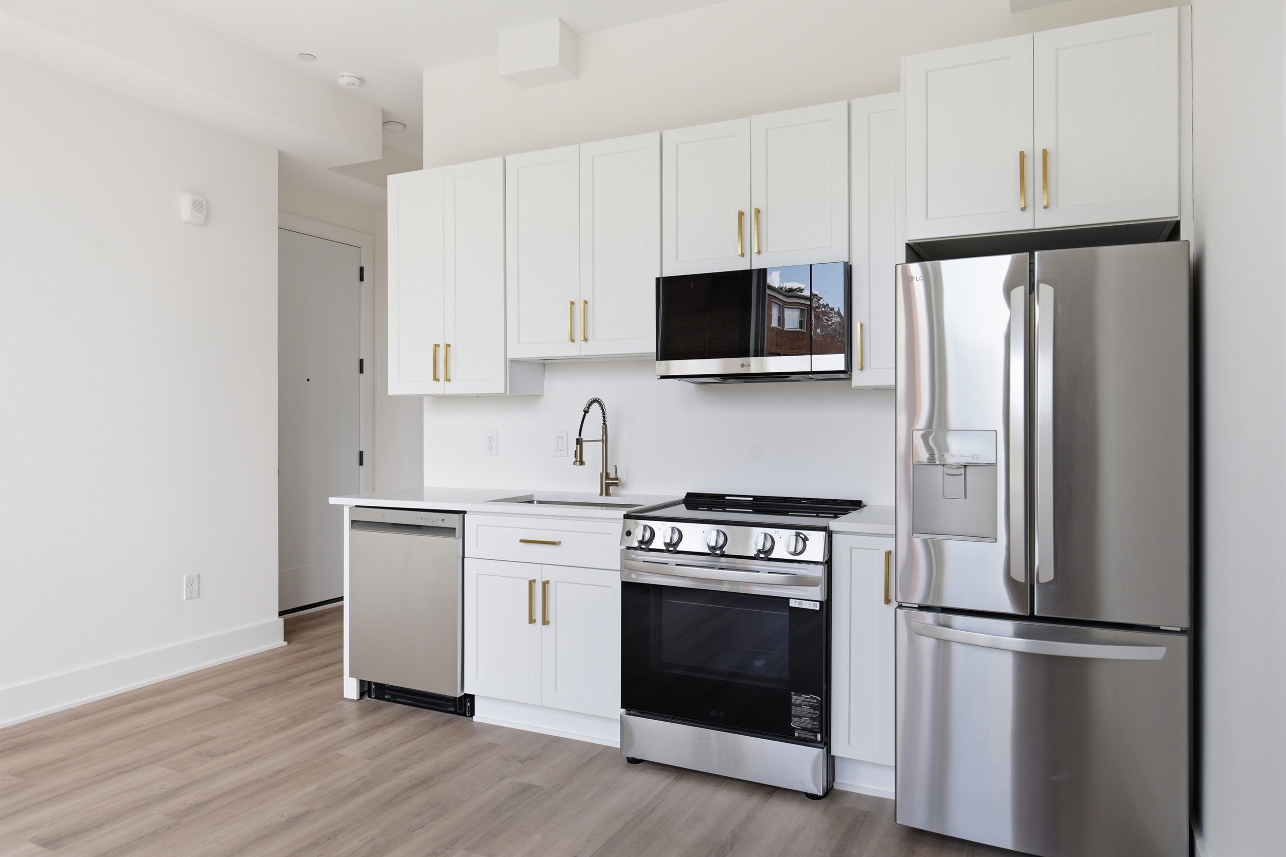 2105 M Street Northeast, Unit 9 Washington, DC 20002 - Photo 8 of 18 Gallery Image 8