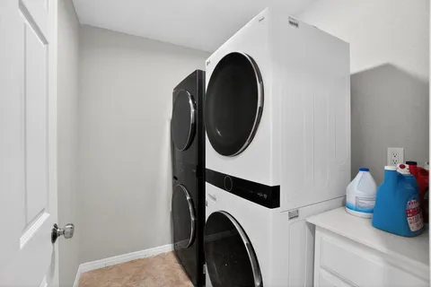 $2,380,000 | 13624 Trautwein Road, Austin, TX 78737