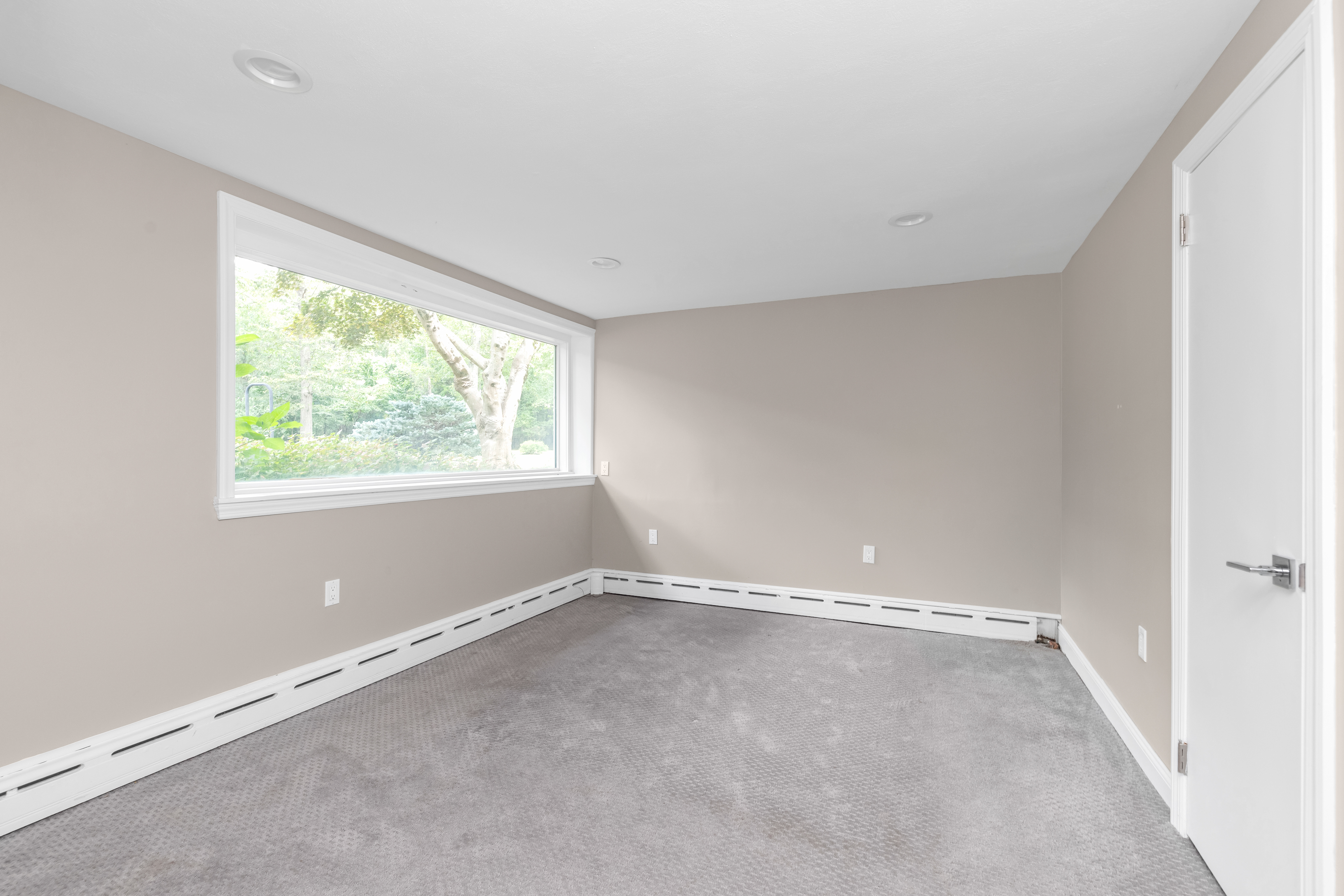 11 Quaker Ridge Road Brookville, NY 11545 - Photo 28 of 34