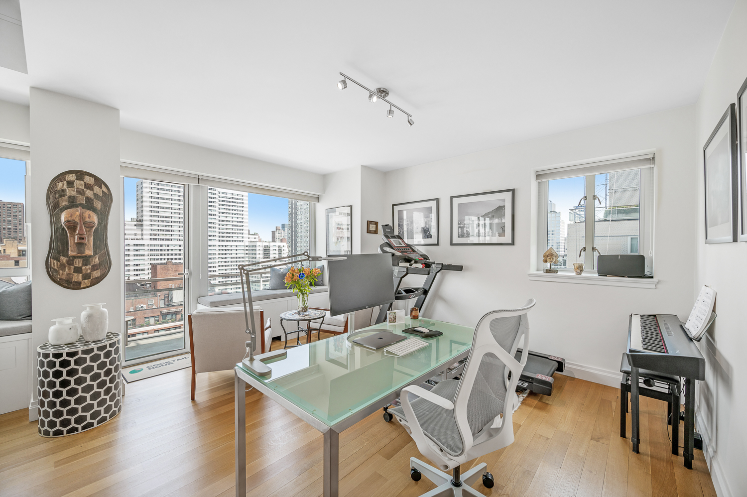 200 East 66th Street, Unit PH2002 Manhattan, NY 10065 - Photo 3 of 10