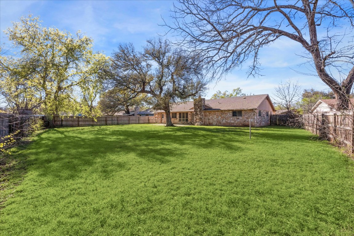 11905 Buckingham Road Austin, TX 78759 - Photo 7 of 8 Gallery Image 7