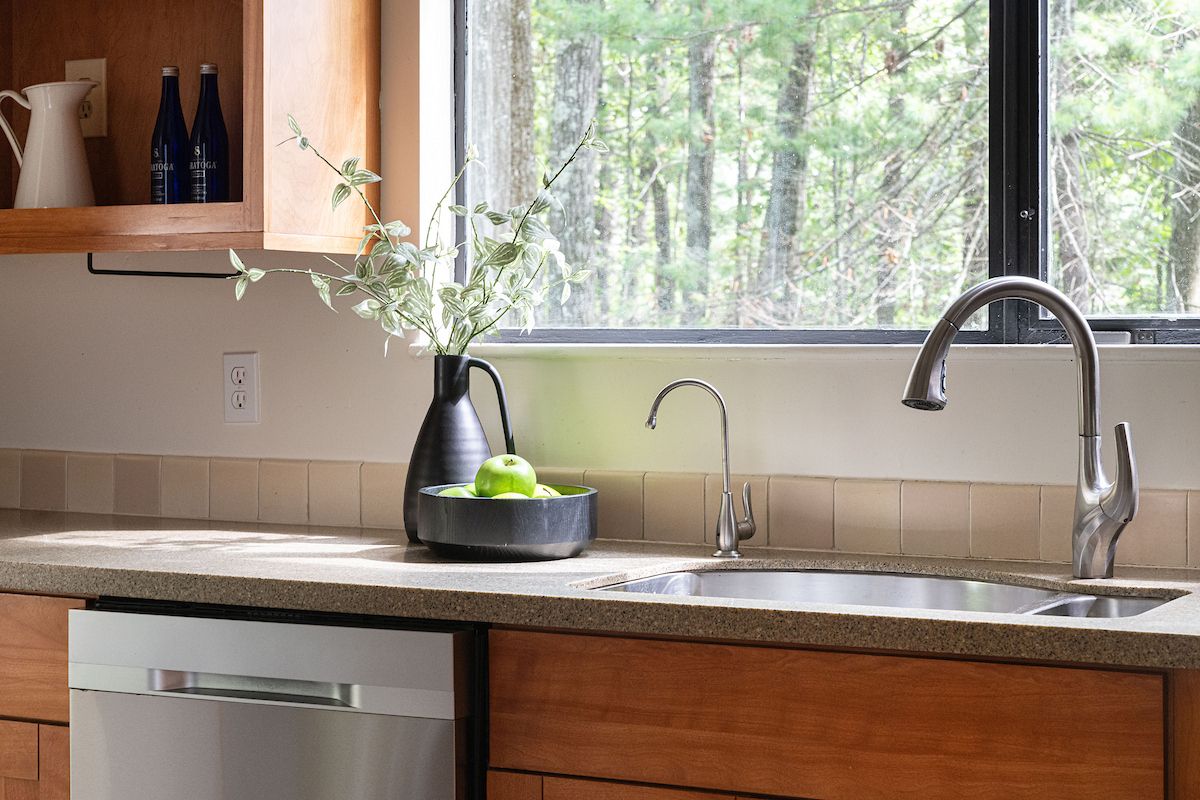 5 Gould Road Lexington, MA 02420 - Photo 11 of 26 Gallery Image 11