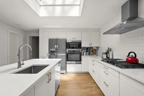 $1,600,000 | 19-30 Harman Street | Ridgewood