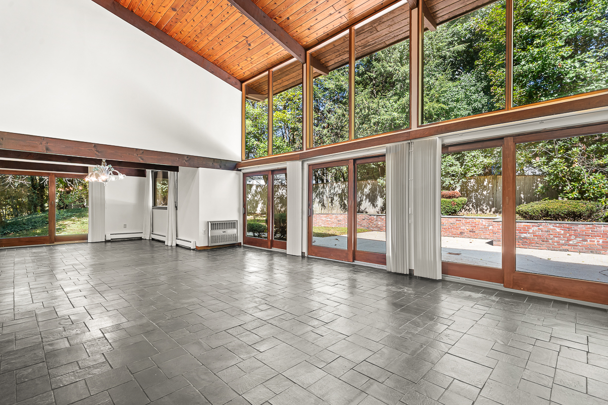 7 Arnold Road Wellesley Hills, MA 02481 - Photo 3 of 9 Gallery Image 3