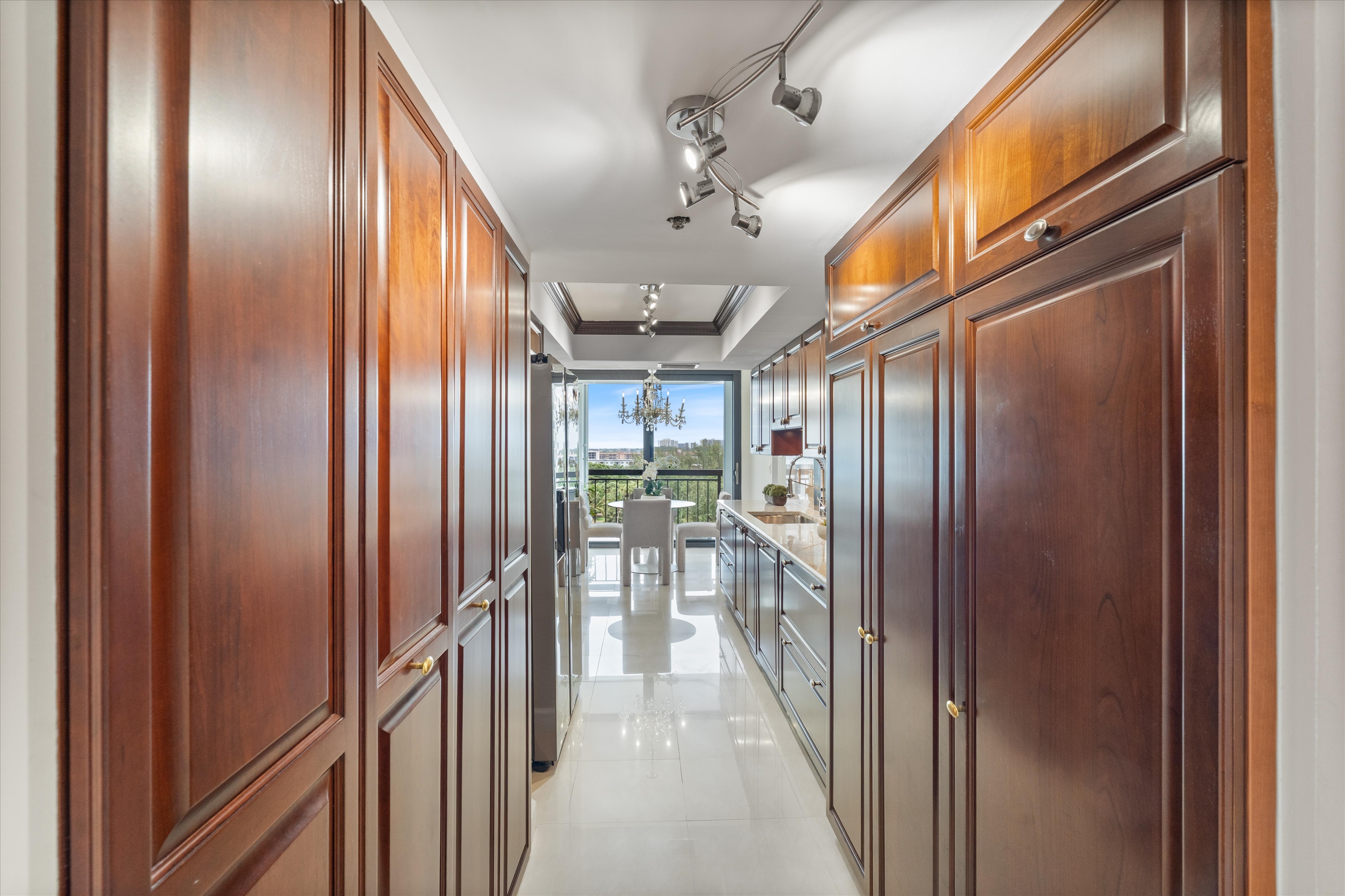 2003 North Ocean Boulevard, Unit 902 Boca Raton, FL 33431 - Photo 10 of 49
