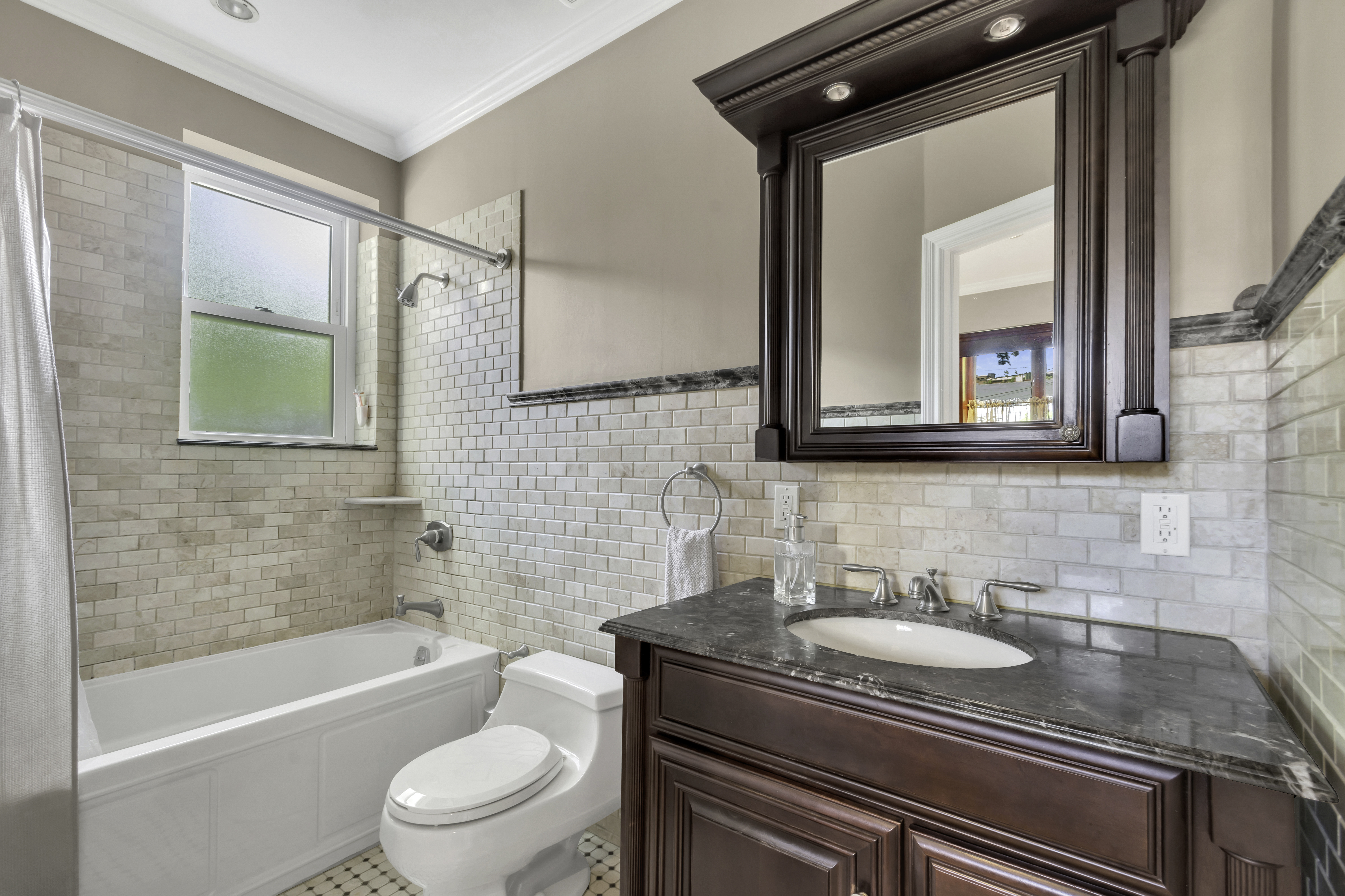 82 3rd Place Brooklyn, NY 11231 - Photo 9 of 18