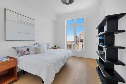$7,680,000 | 200 East 83rd Street, Unit 29B | Upper East Side