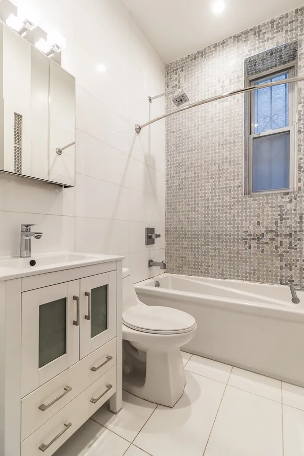 $6,000 | 201 West 92nd Street, Unit 6K | Upper West Side