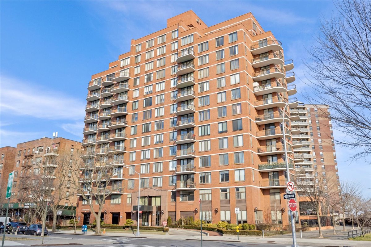 3111 Ocean Parkway, Unit 5D Brooklyn, NY 11235 - Photo 14 of 16