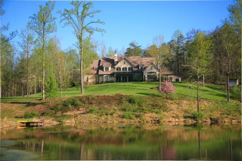 $4,450,000 | 3665 Creels Lane, The Plains, VA 20198
