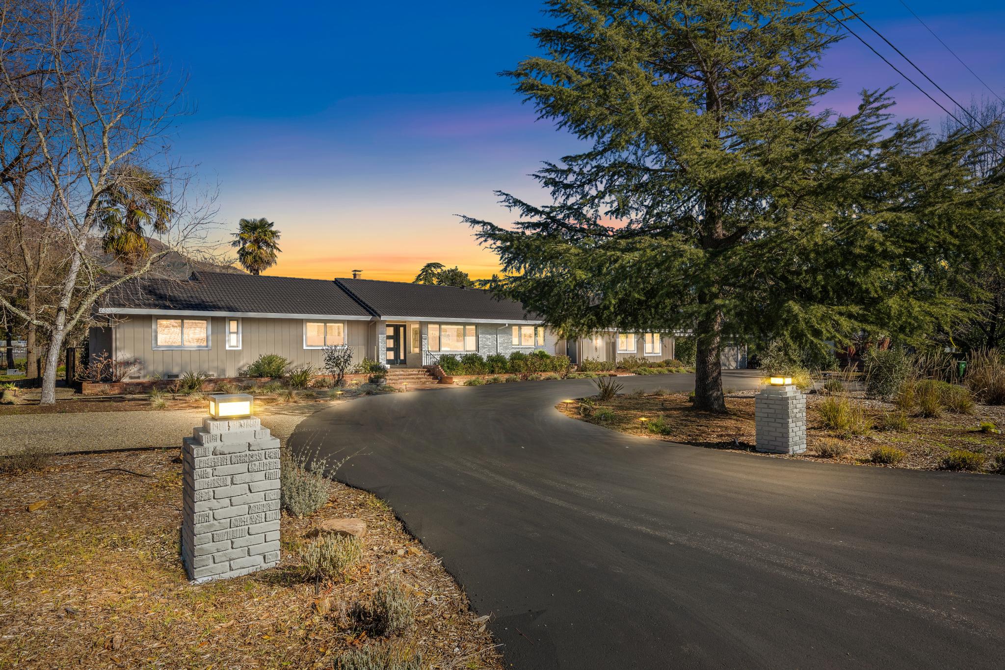 123 Frey Road Santa Rosa, CA 95409 - Photo 3 of 62 a front view of a house with garden