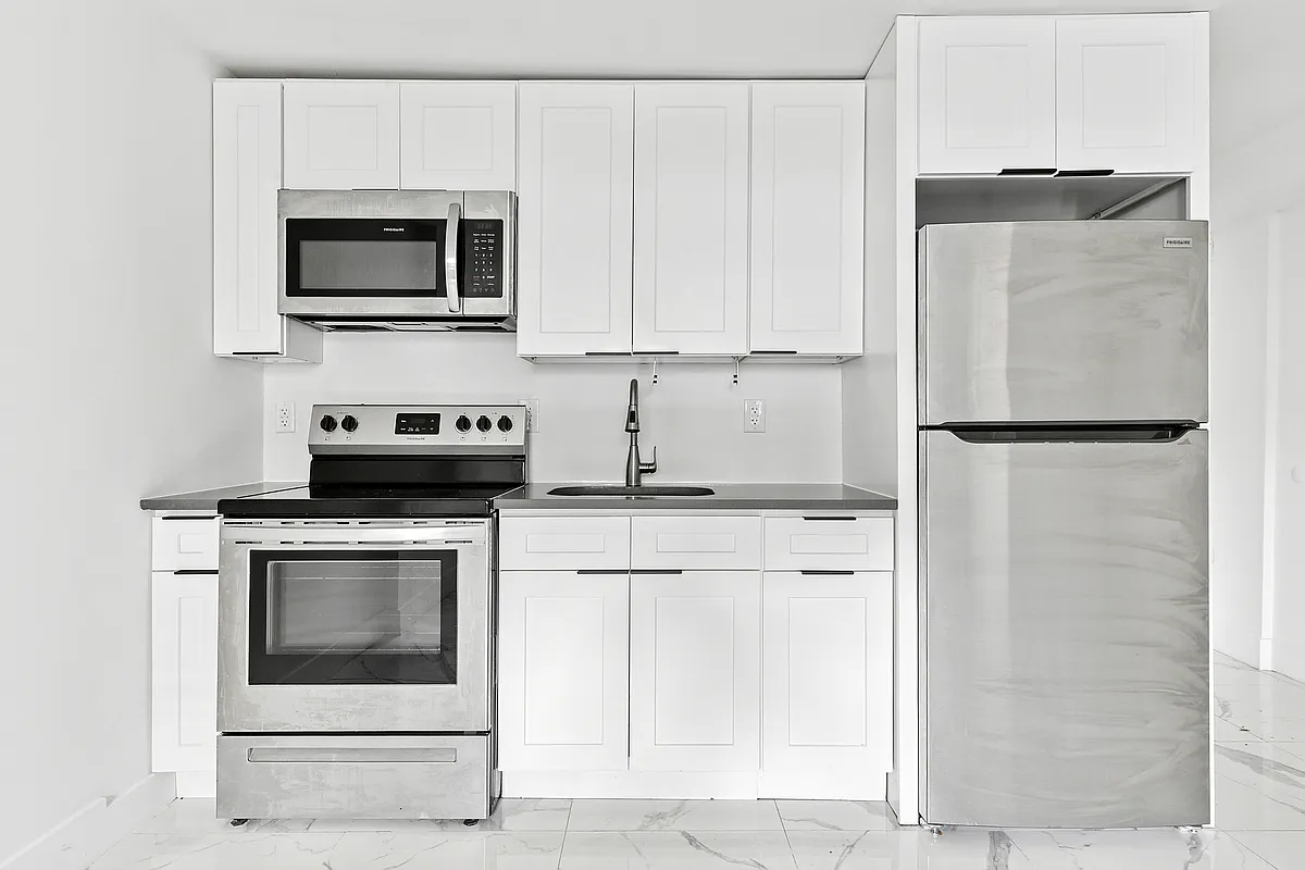 257 19th Street, Unit G Brooklyn, NY 11215 - Photo 5 of 8