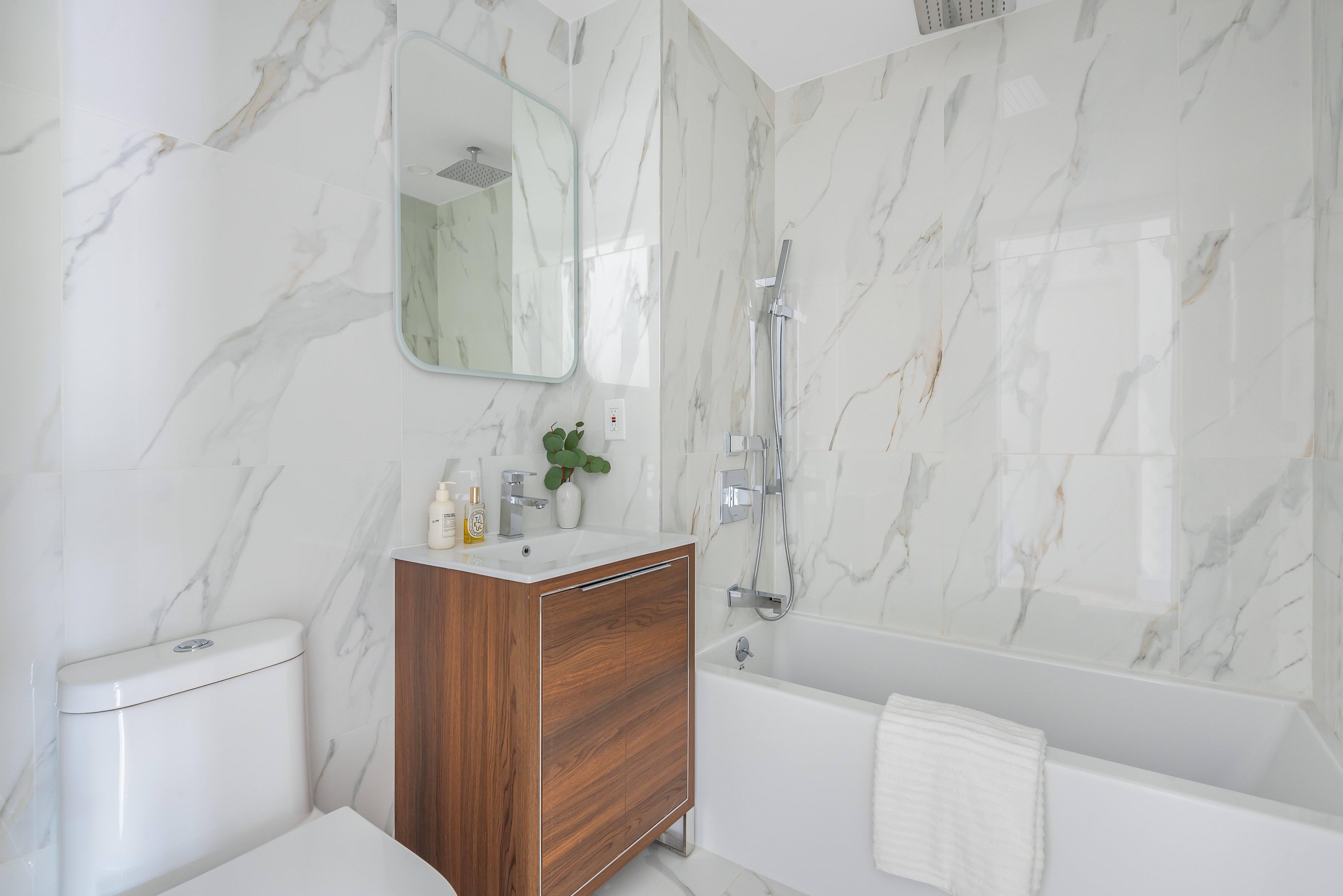 217 Franklin Street, Unit 2 Brooklyn, NY 11222 - Photo 11 of 16