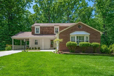 Contact Agent | 14 South Duke Street, Rockville, MD 20850