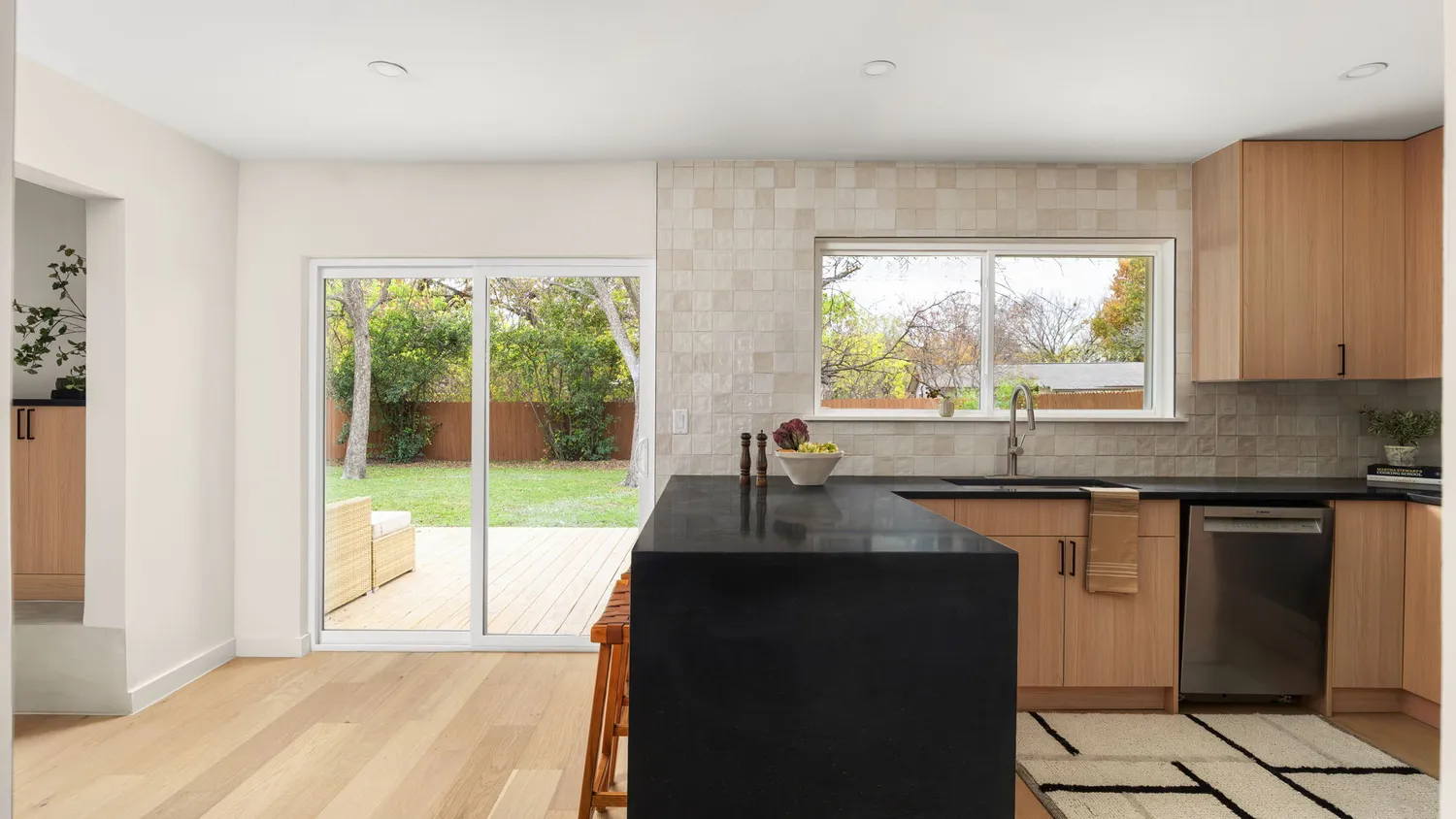 $749,000 | 3101 Val Drive, Austin, TX 78723