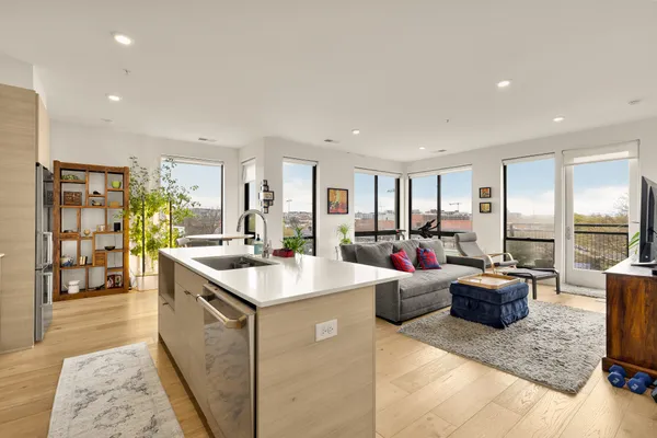 Contact Agent | 1550 11th Street Northwest, Unit 401, Washington, DC 20005