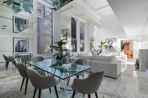 $25,000 | 111 East 56th Street, Unit 2100 | Midtown East