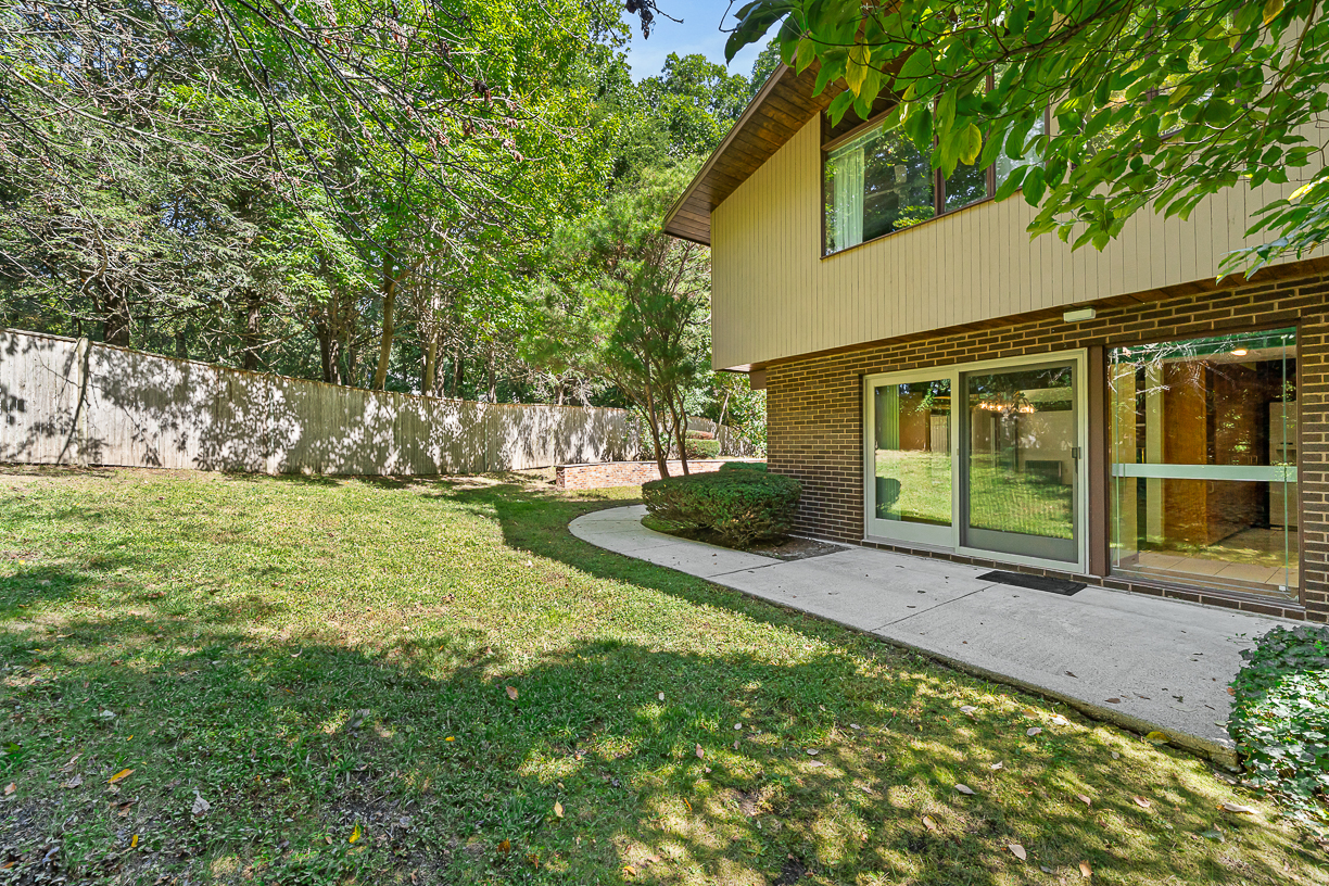 7 Arnold Road Wellesley Hills, MA 02481 - Photo 8 of 9 Gallery Image 8