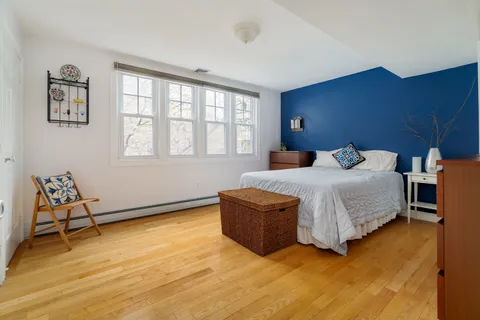 $1,075,000 | 13 Hubbard Street, Unit B, Jamaica Plain, MA 02130