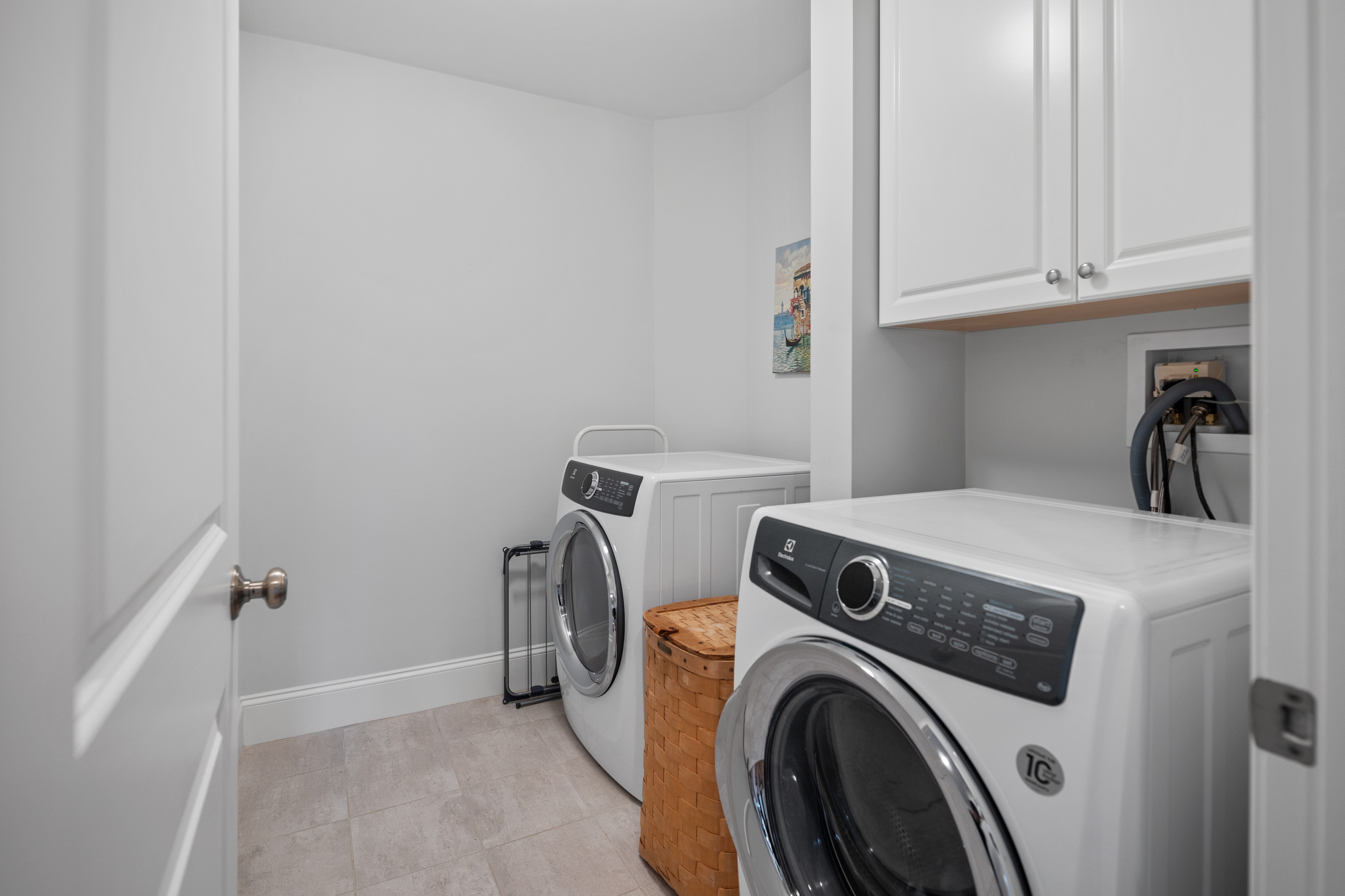 136 Manning Street Needham Heights, MA 02494 - Photo 19 of 33