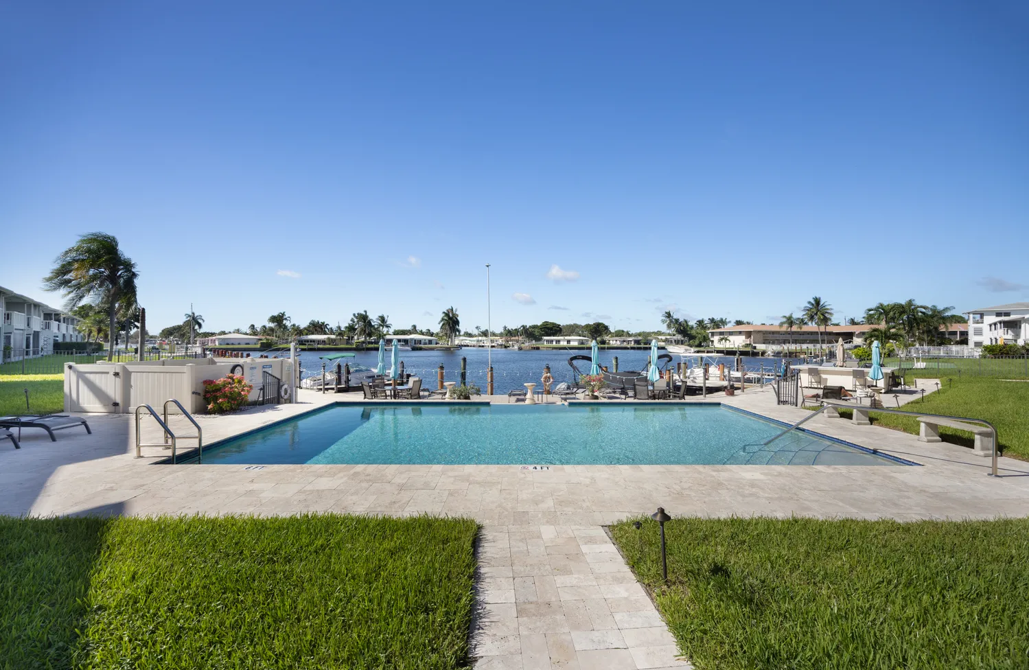 $259,000 | 700 Pine Drive, Unit 303, Pompano Beach, FL 33060