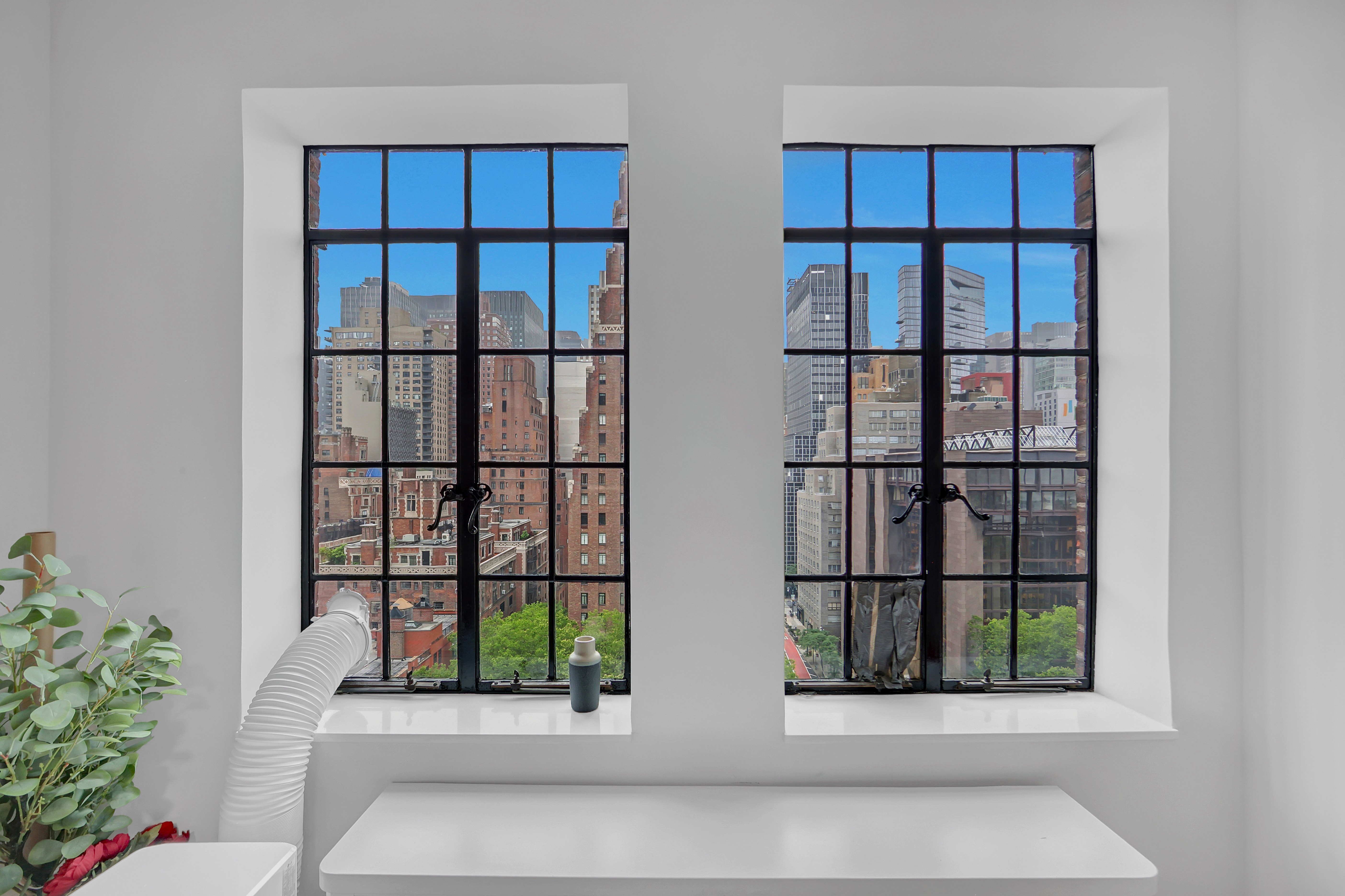 25 Tudor City Place, Unit 1405 Manhattan, NY 10017 - Photo 5 of 21 a view of front door