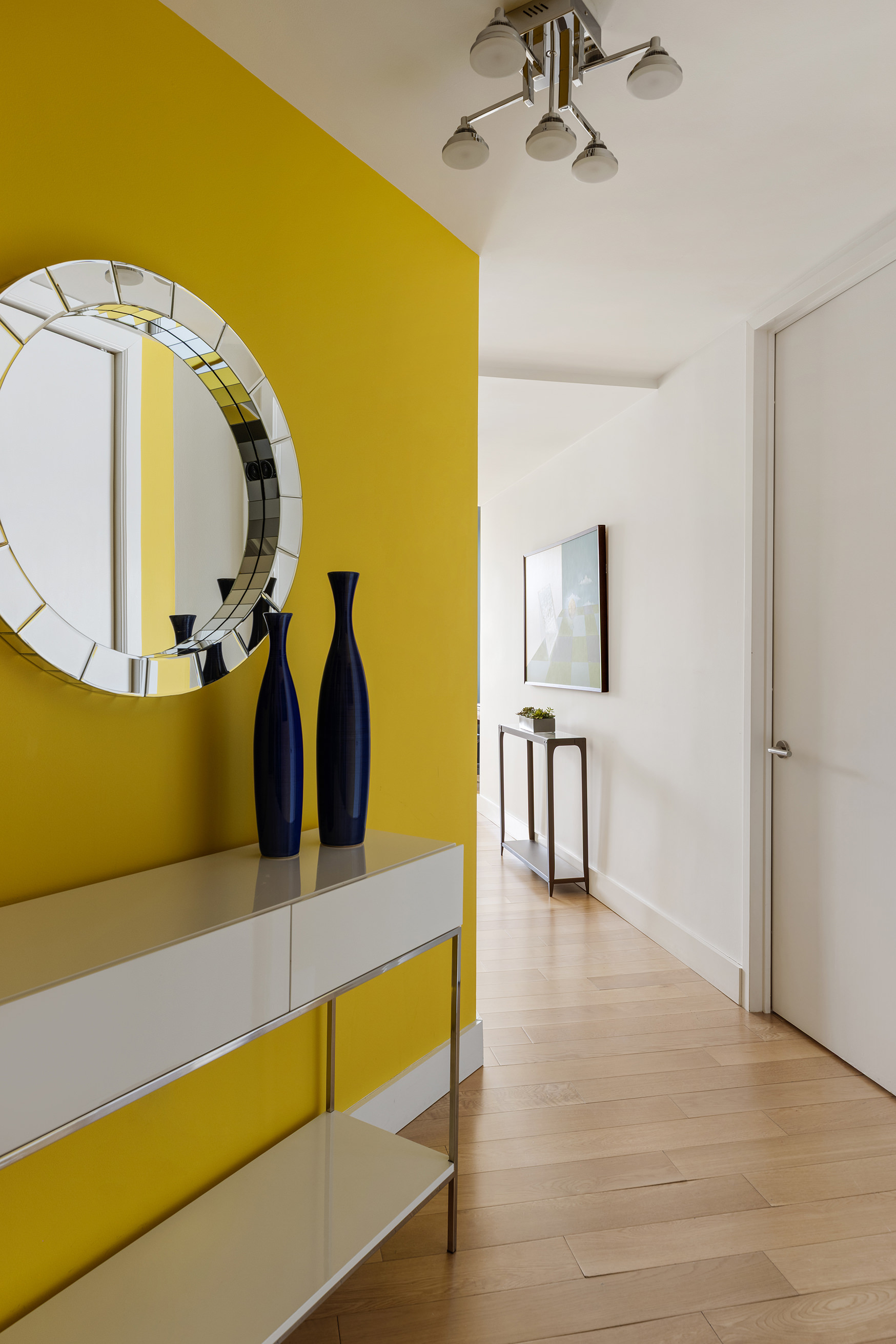 46-30 Center Boulevard, Unit 610 Queens, NY 11109 - Photo 7 of 19 a view of a living room and bathroom