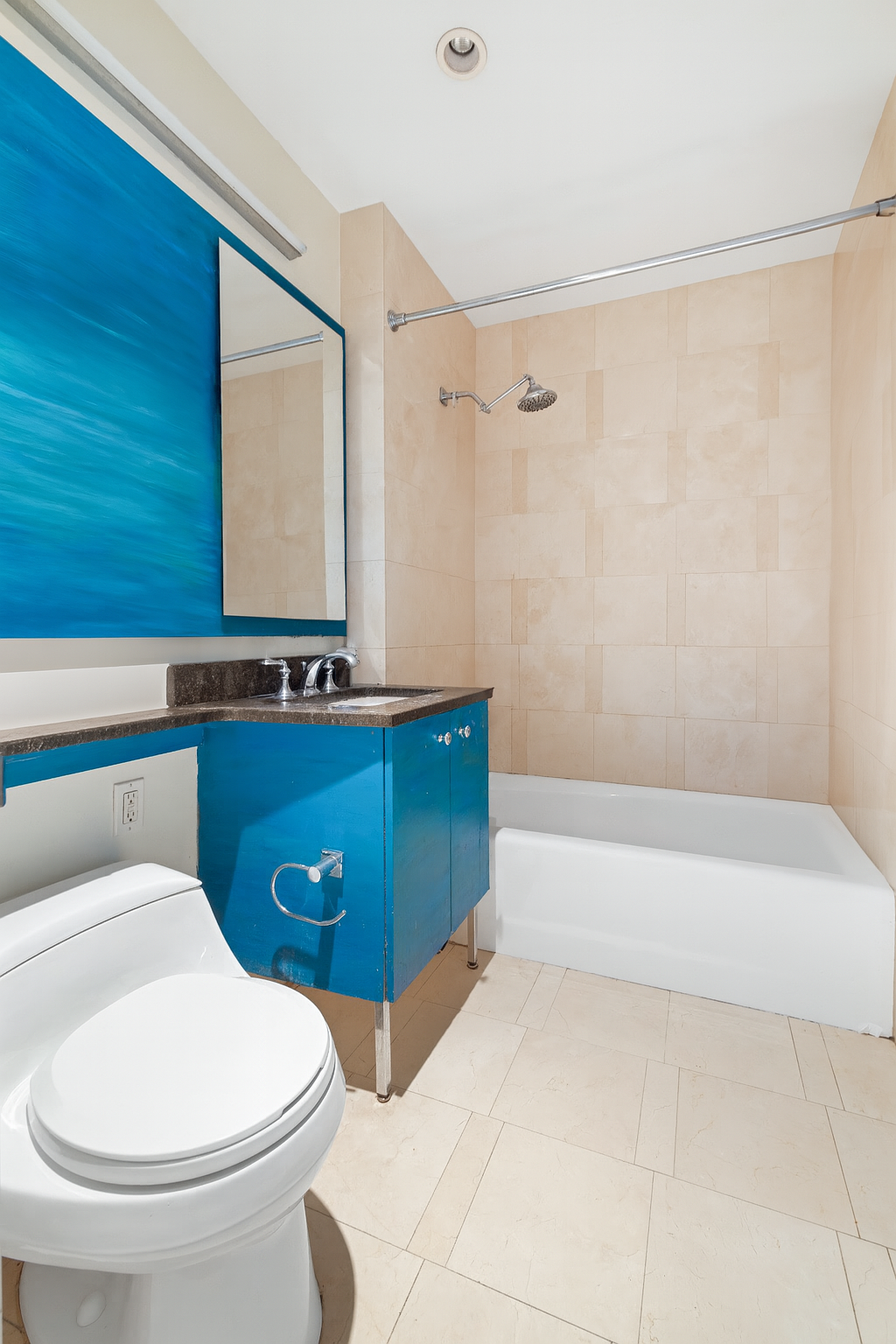 120 Riverside Boulevard, Unit 9L Manhattan, NY 10069 - Photo 6 of 13