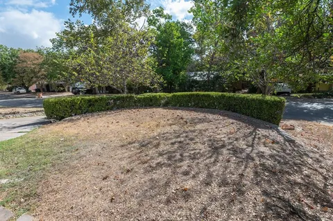 $489,888 | 2704 Carnarvon Lane, Austin, TX 78704
