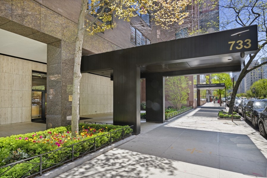 733 Park Avenue, Unit 6 Manhattan, NY 10021 - Photo 17 of 19