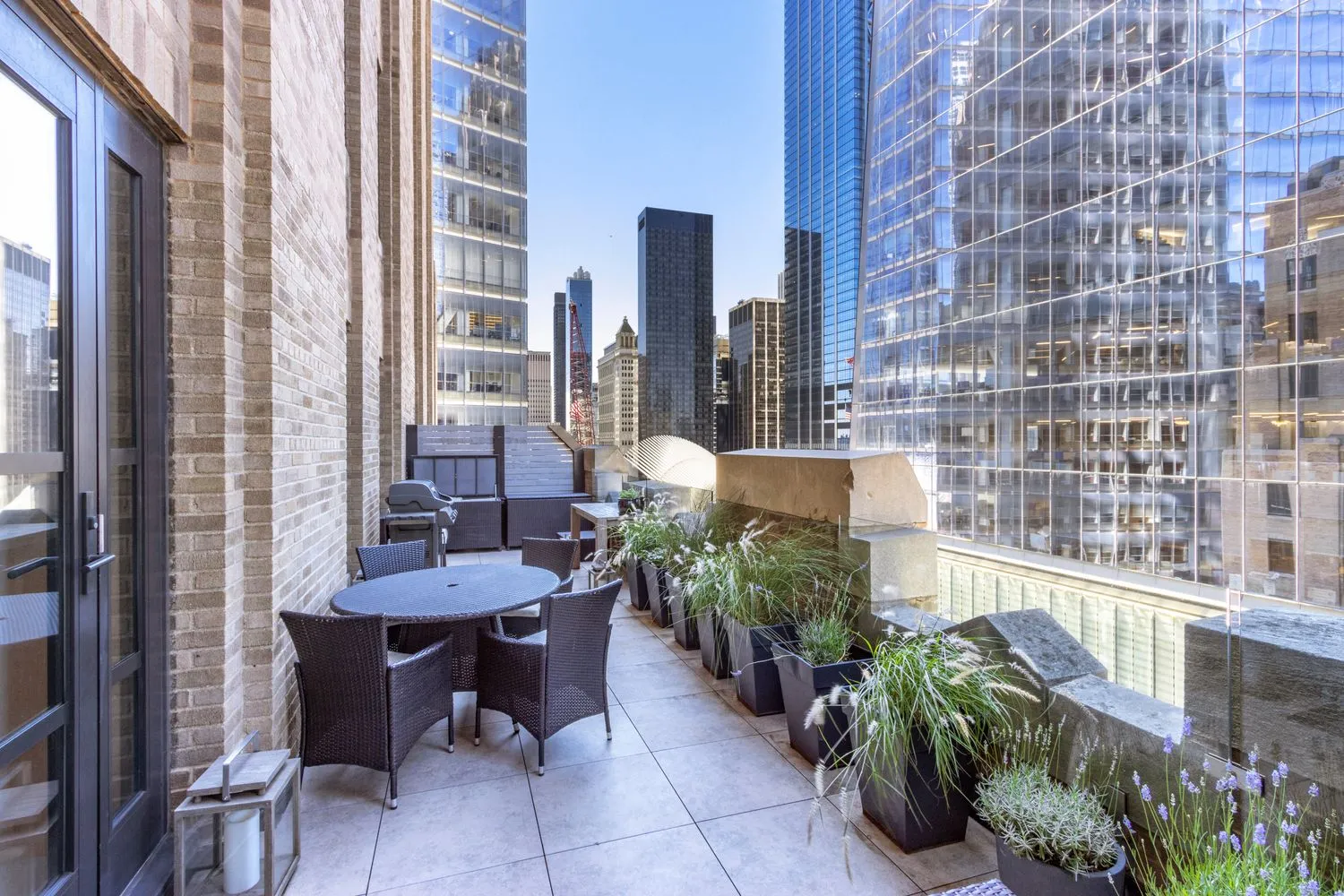 $2,850,000 | 100 Barclay Street, Unit 14M | TriBeCa
