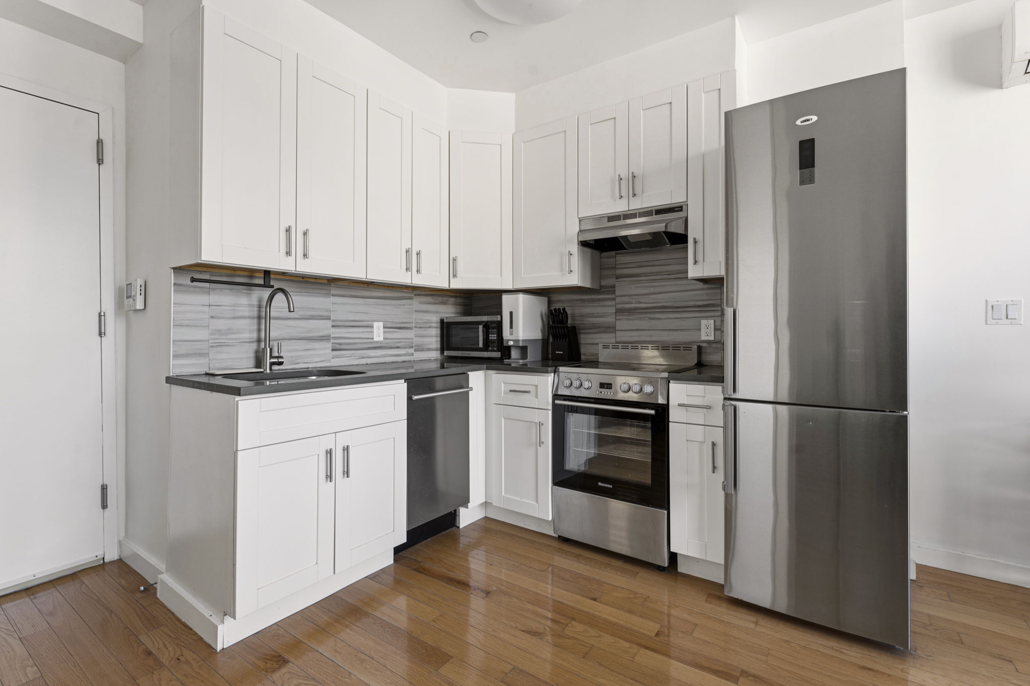 362 West 127th Street, Unit 5B Manhattan, NY 10027 - Photo 3 of 9 Gallery Image 3