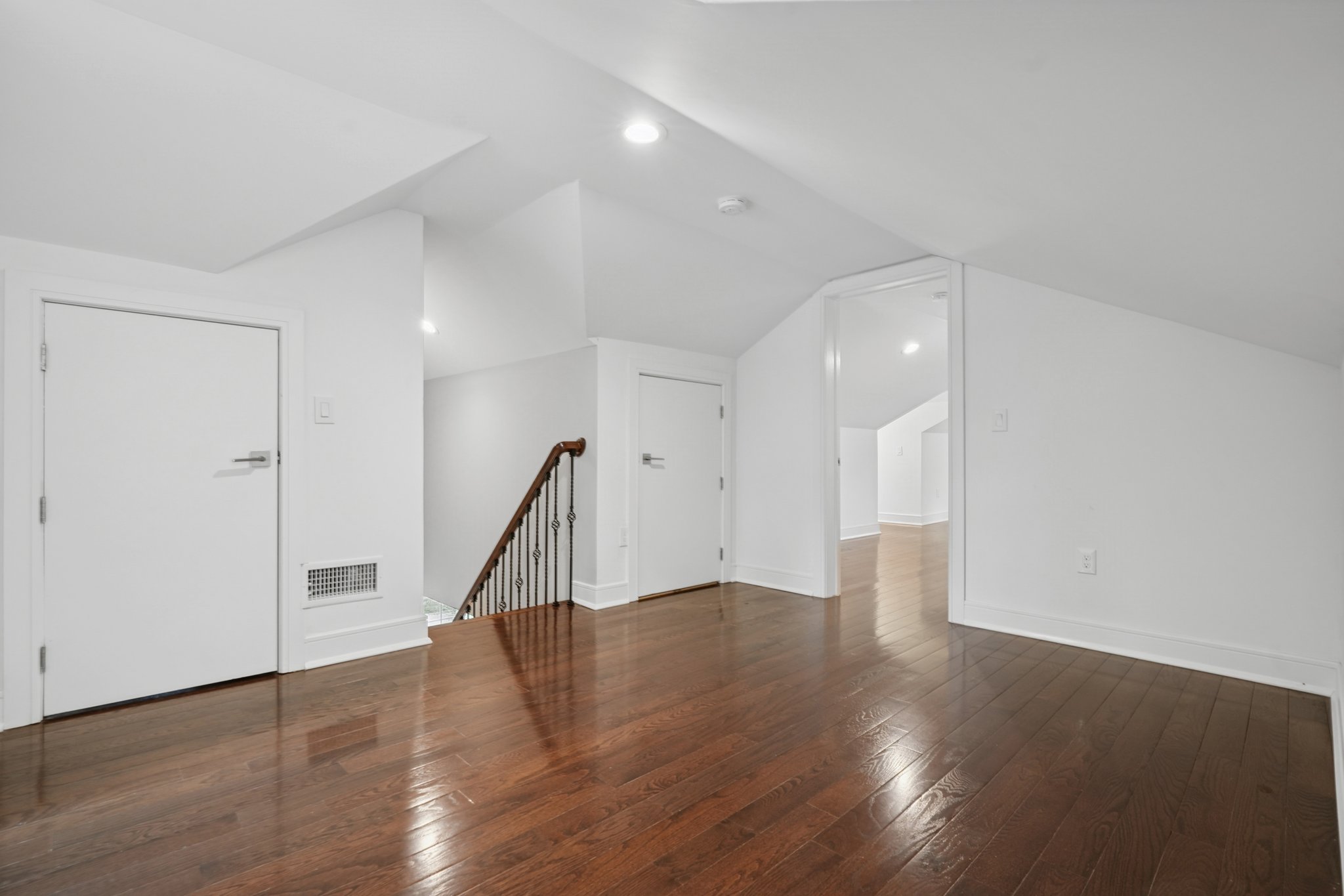 823 River Road Chatham, NJ 07928 - Photo 40 of 60 a view of empty room with wooden floor