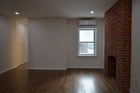 $2,100 | 5603 5th Avenue, Unit 2 | Sunset Park