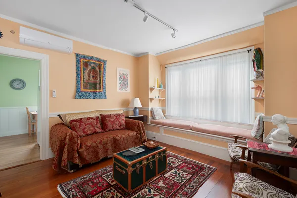 $695,000 | 12 Lauriston Street, Providence, RI 02906