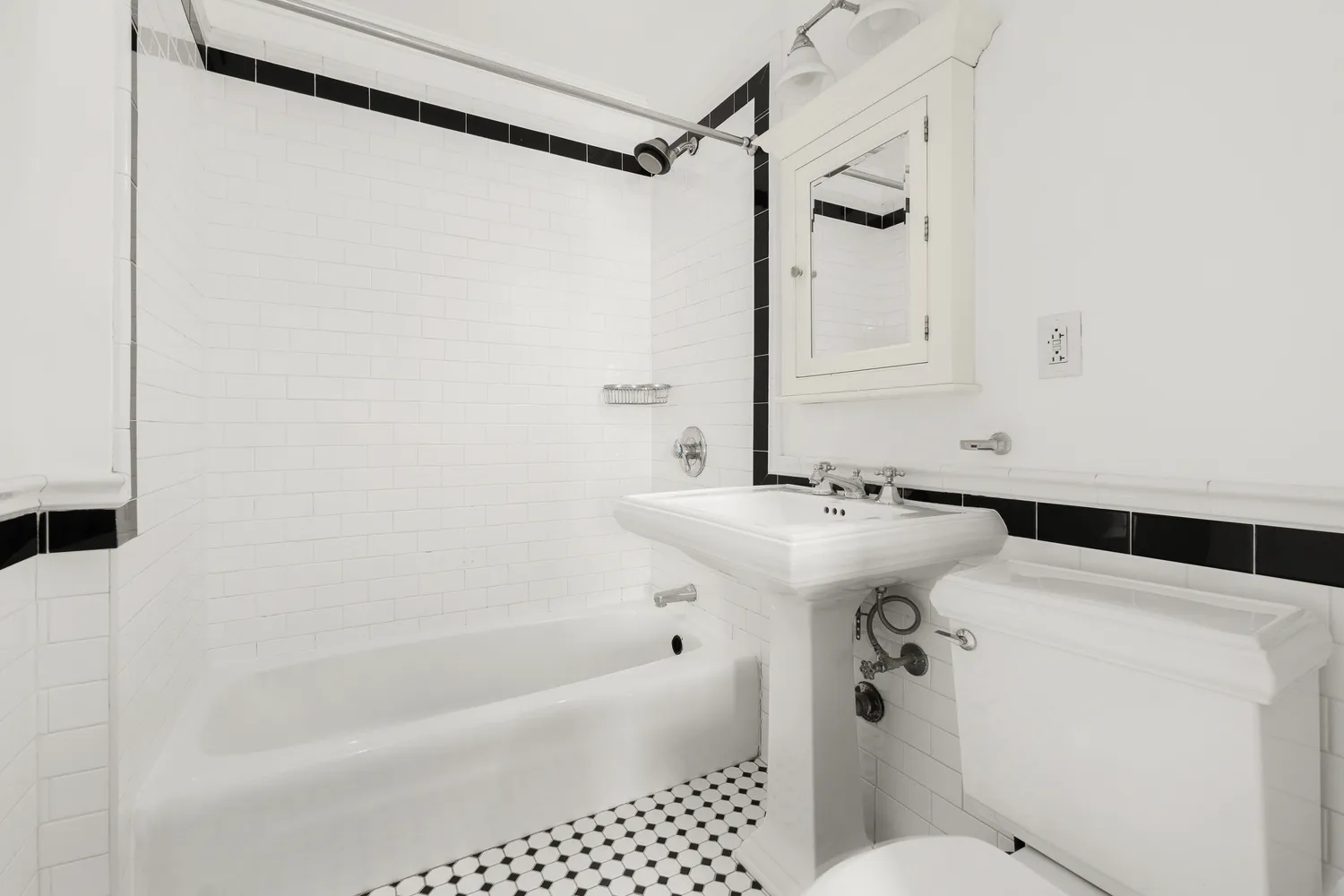 $1,349,500 | 1641 3rd Avenue, Unit 28K | Upper East Side